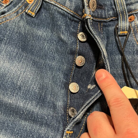 Levi's 501 Premium Jeans *NWT Original Cropped Button Fly Women's size 28x26 - Picture 2 of 11